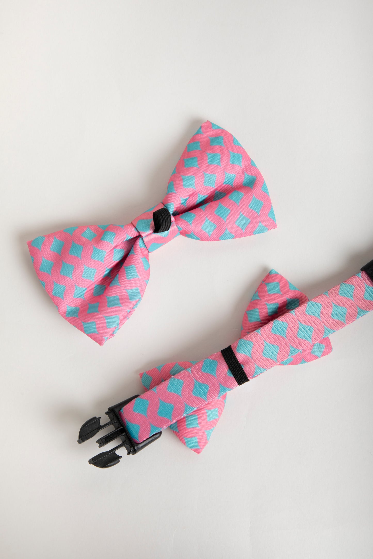 Stylish Soft Touch Pet Bow Tie for Dogs & Cats
